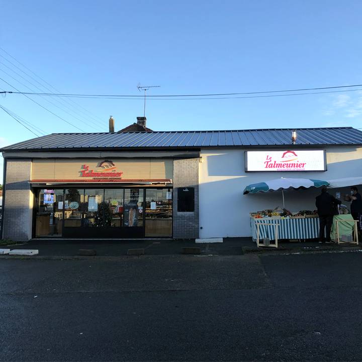 Le Talmeunier, route de parthenay